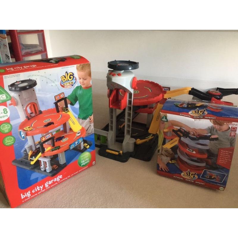 Early Learning Centre Big City Garage and spiral race ramp