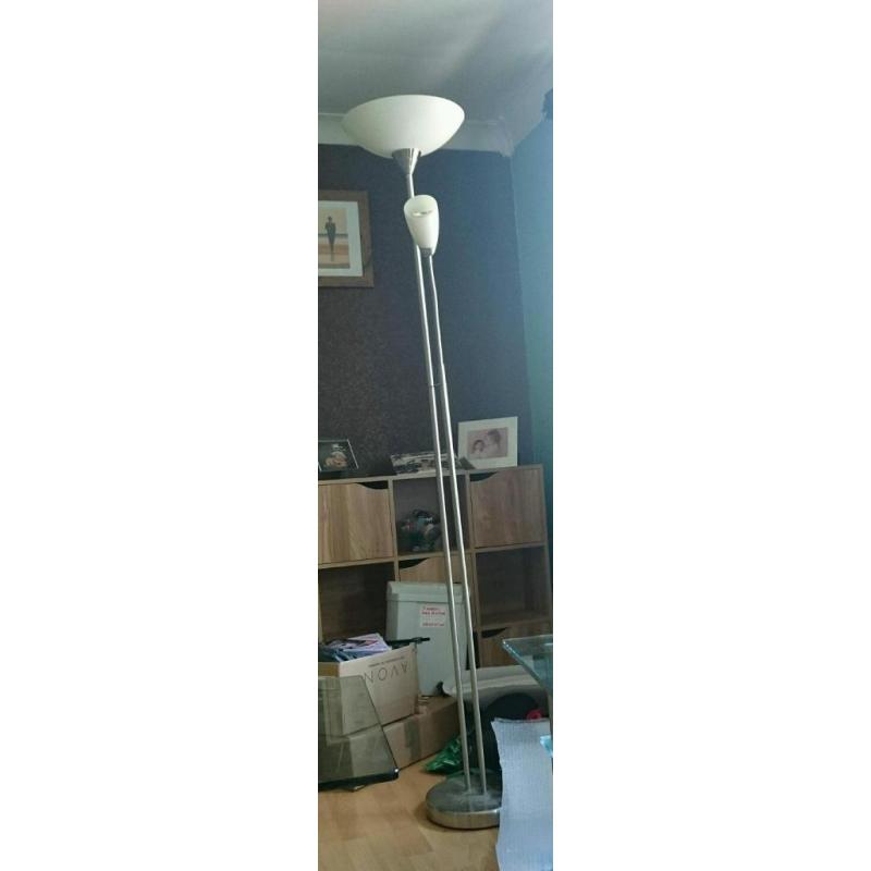 Floor lamp