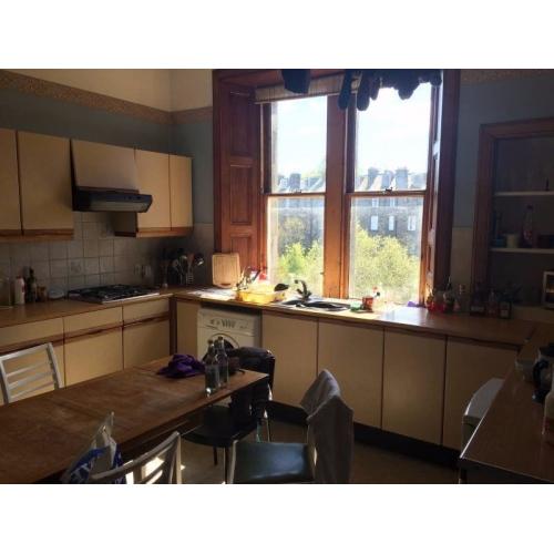 Double room to rent in Bruntsfield, Edinburgh