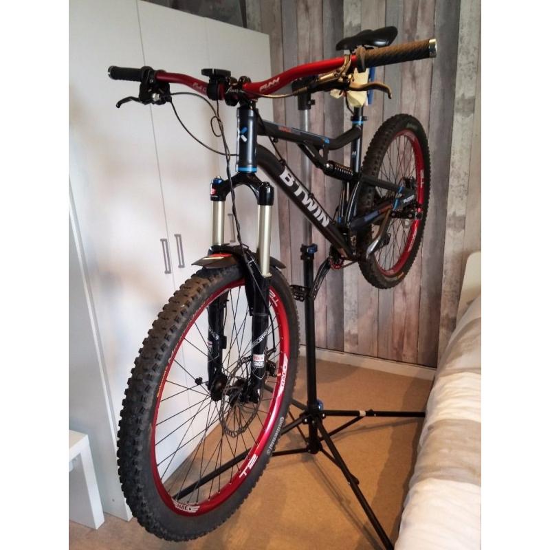MTB Enduro / Freeride / Rock shox RLT 150mm / Btwin Rockrider Custom