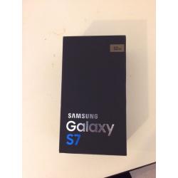 Brand New SAMSUNG s7, platinum gold color