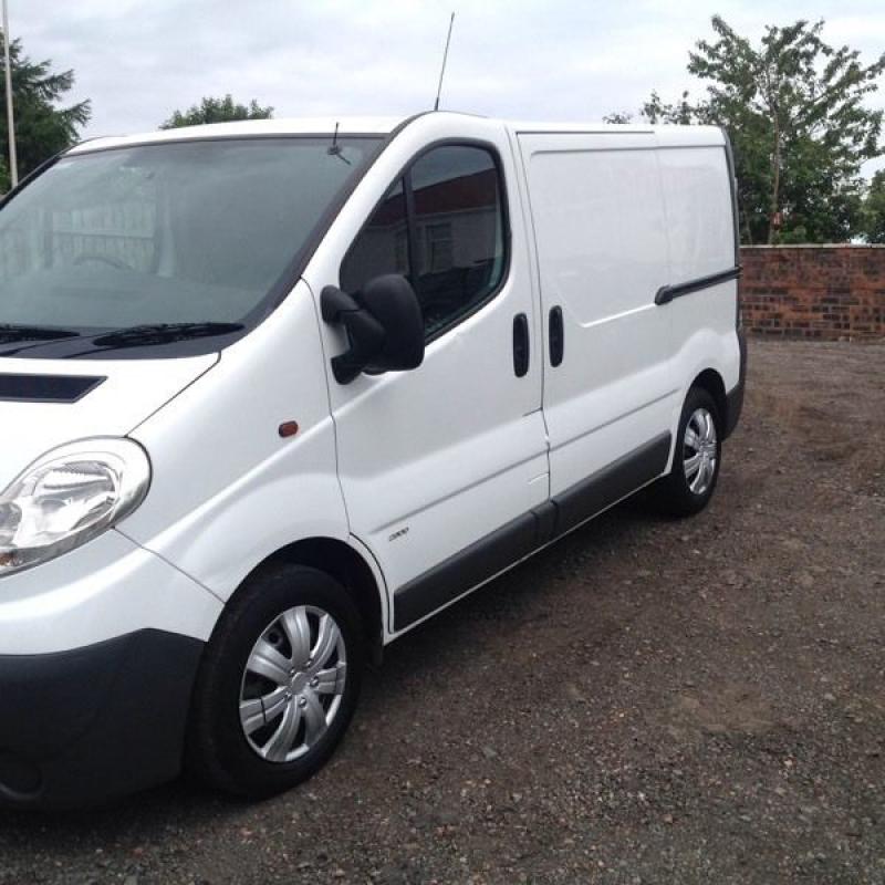 VAUXHALL VIVARO DIRECT BT F/S/H NO VAT