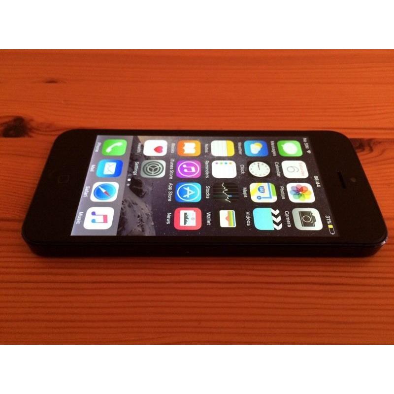 Black iPhone 5 (unlocked,16 gb)