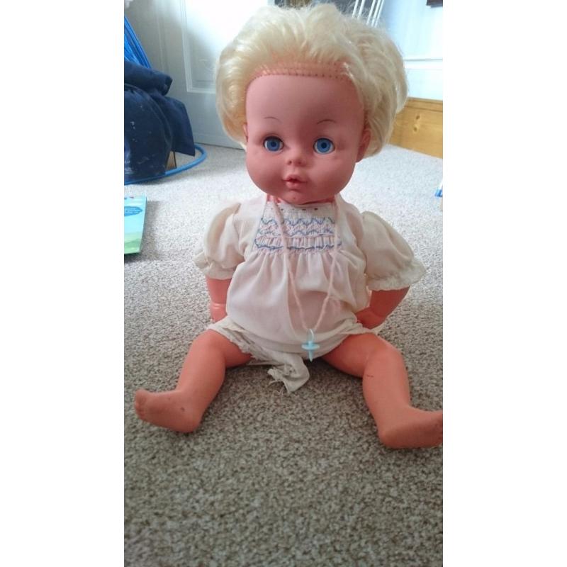 Vintage tiny tears