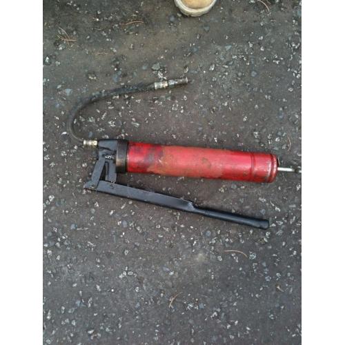 GREASE GUN