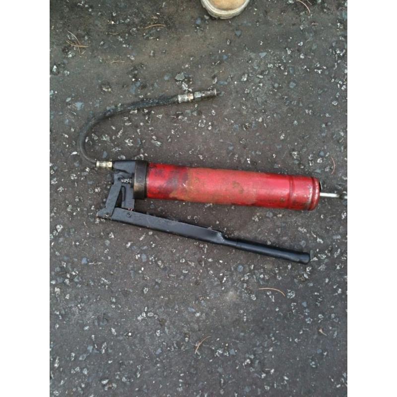 GREASE GUN