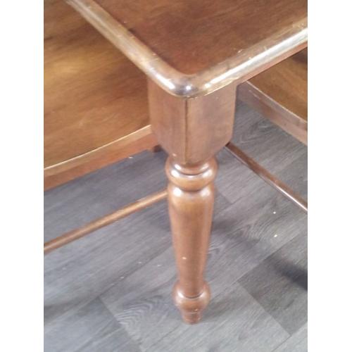 SOLID OAK DINING TABLE