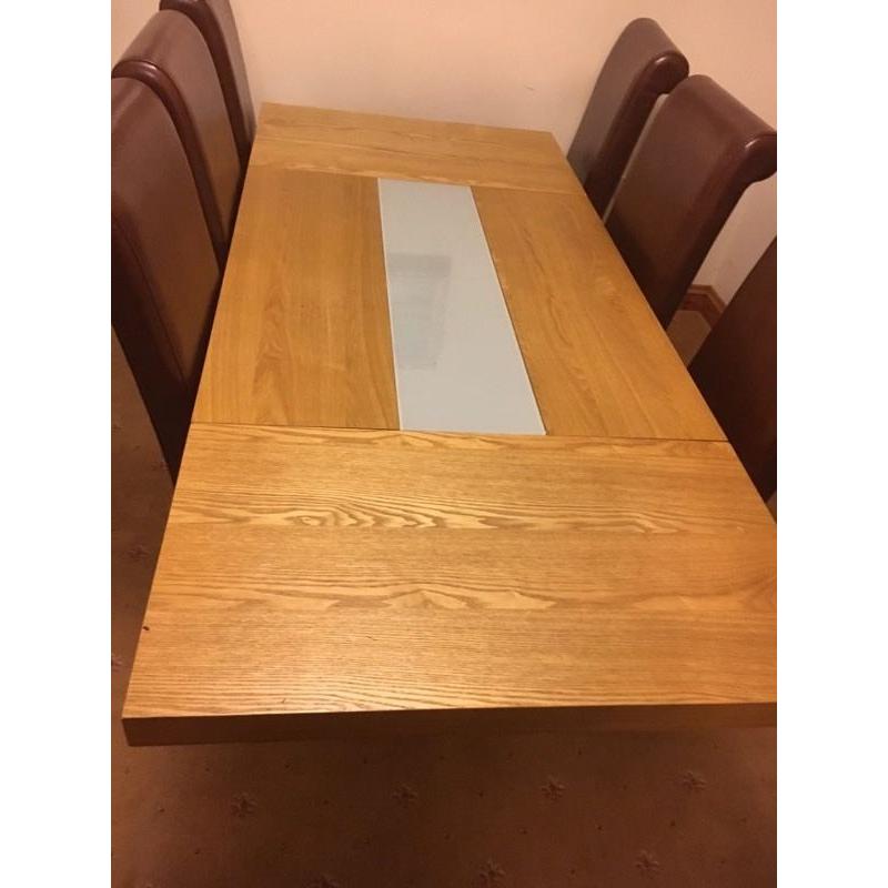 Dining room table