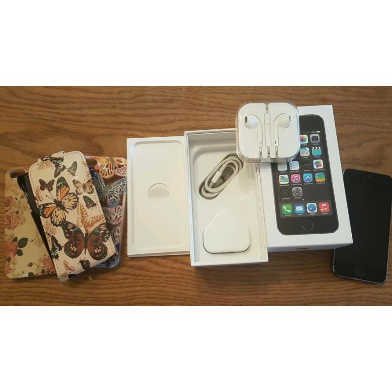 iPhone 5s 16gb - unlocked to EE
