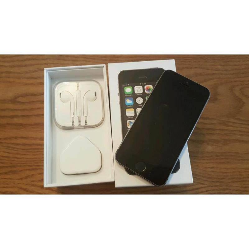 iPhone 5s 16gb - unlocked to EE