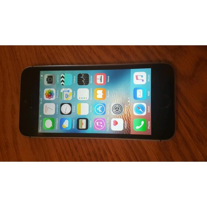 iPhone 5s 16gb - unlocked to EE