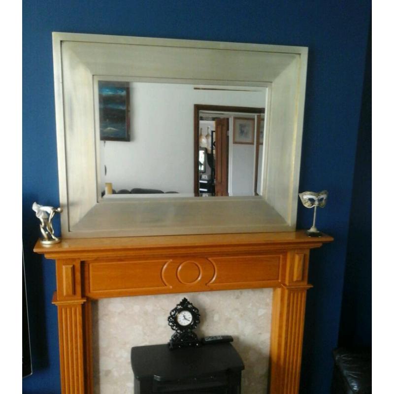 LARGE MODERN MIRROR