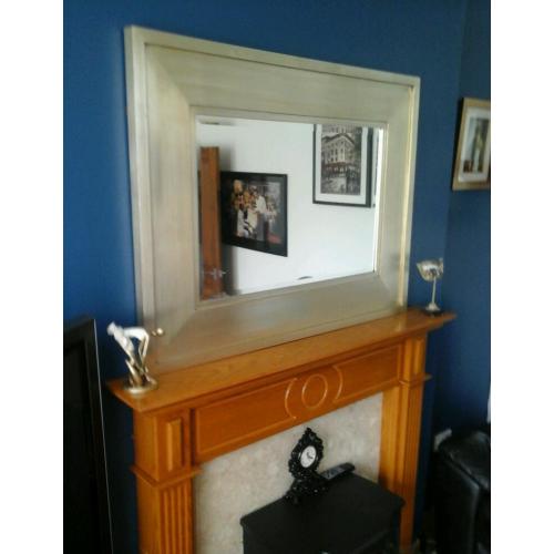 LARGE MODERN MIRROR