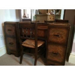 Small dressing table.