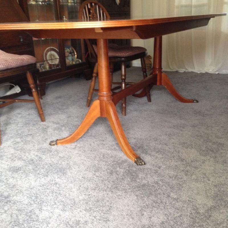 Dining room table