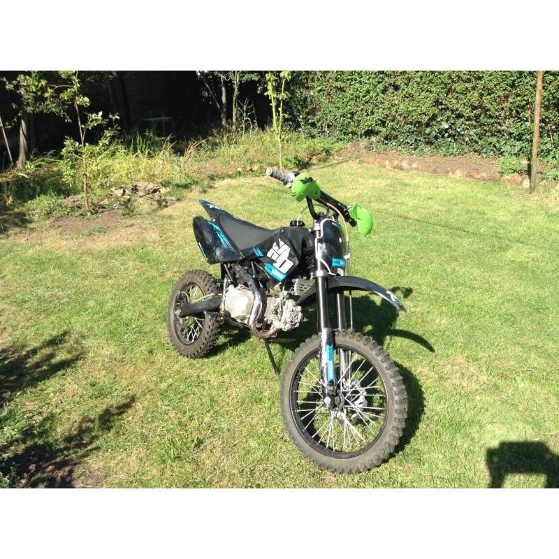 2015 Welsh dirt bike 140cc