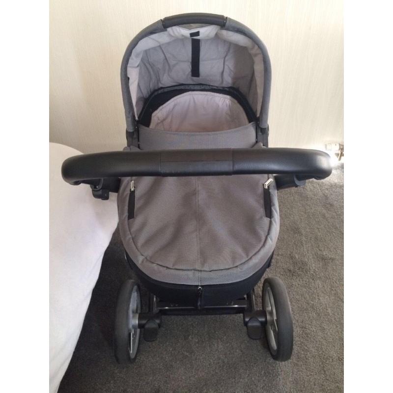 PRAM/BUGGY FOR SALE!!!