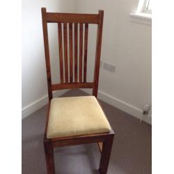 Dinning Table and 6 Chairs