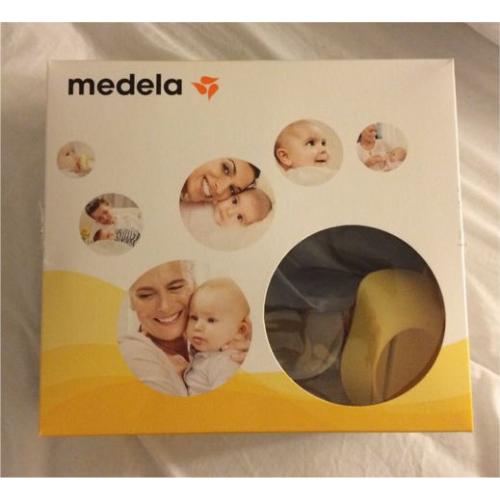 Medela Swing Breast Pump & Calma Teats and Bottles