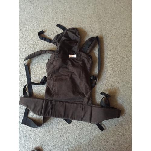 Becco Baby/Toddler Carrier (like Baby Bjorn but better!!)