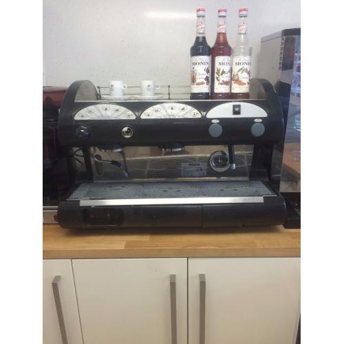 Coffee Machine with Grinder and Knock out drawer