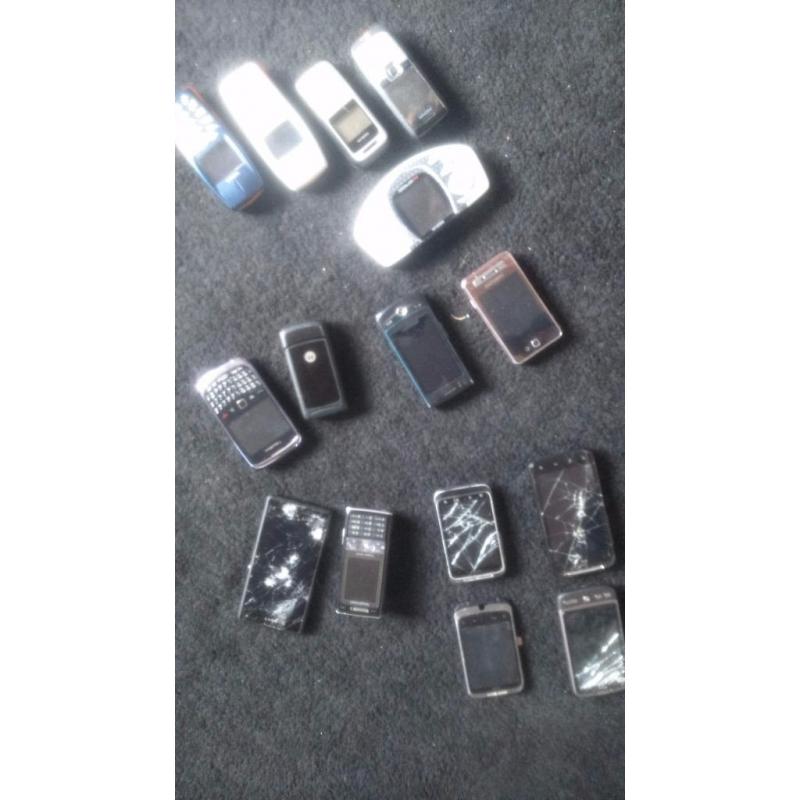 Job lot 14 mobile for spares or repair