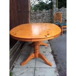 EXTENDING PINE DINING TABLE and SIX CHAIRS ( 2 carver)