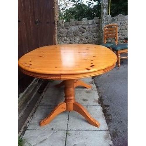 EXTENDING PINE DINING TABLE and SIX CHAIRS ( 2 carver)