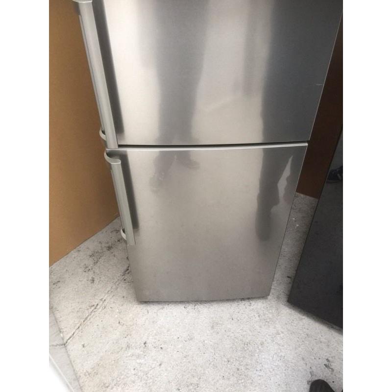 Fridge freezer