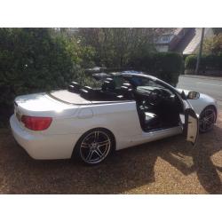 BMW M SPORT CONVERTIBLE IN GREAT CONDITION WITH EXCEPTIONALLY LOW MILEAGE