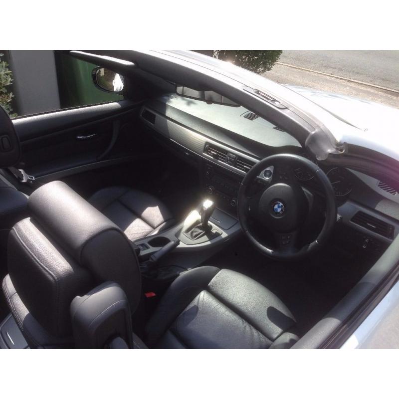 BMW M SPORT CONVERTIBLE IN GREAT CONDITION WITH EXCEPTIONALLY LOW MILEAGE