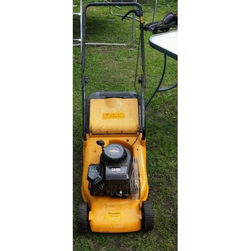 Mculluch petrol push mower