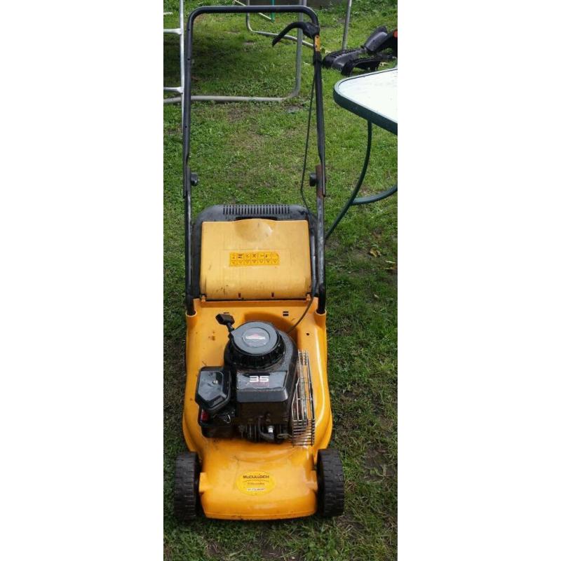 Mculluch petrol push mower