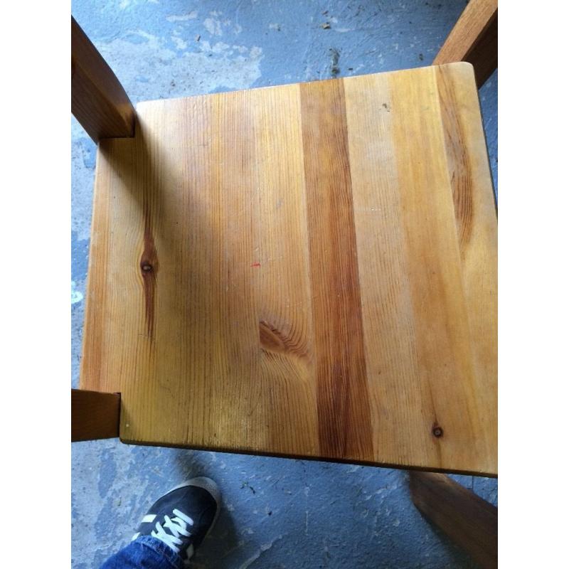 IKEA EKENSBERG solid oak dining table with 4 IKEA chairs