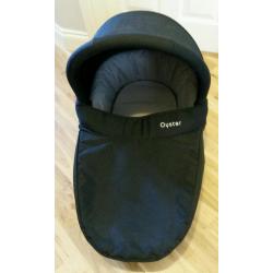 Oyster carry cot