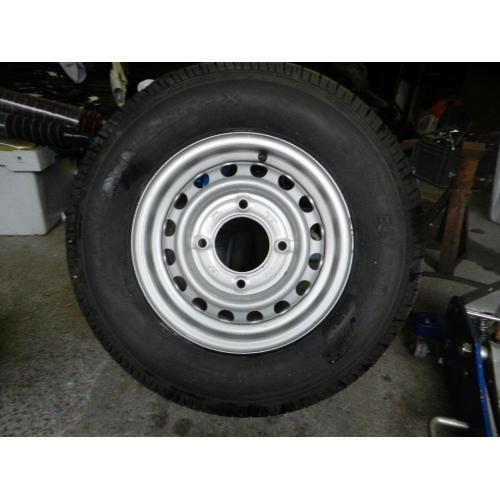 NEW WHEEL AND TYRE FOR INDESPENSION TRAILER