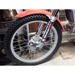 Beta Rev3 270 trials bike