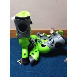 Evo roller skates