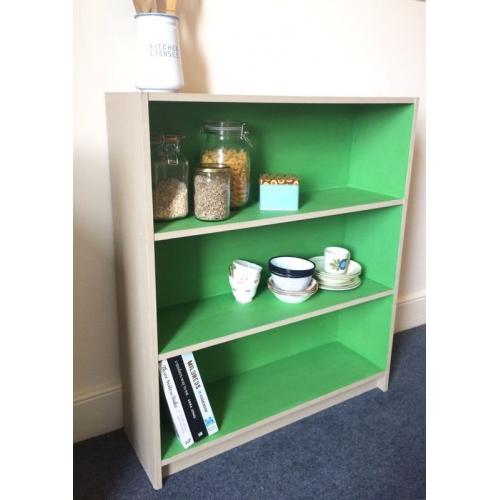 Shelves dining/kitchen