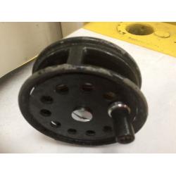 fly fishing reel