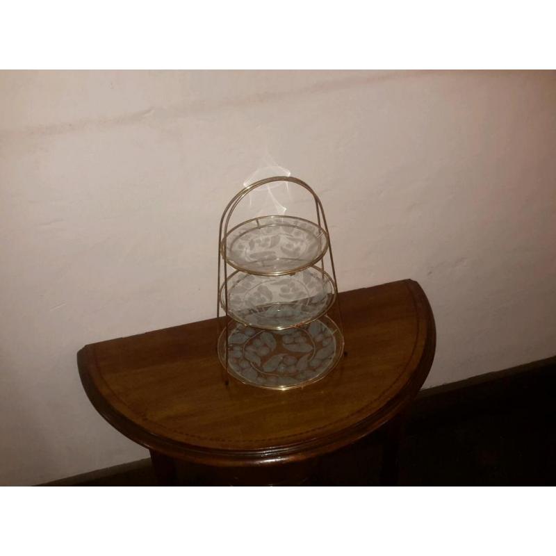 Retro cake stand