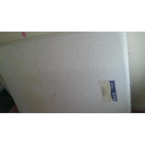 Double memory foam mattress