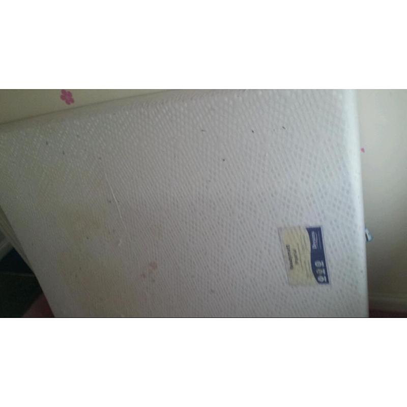 Double memory foam mattress