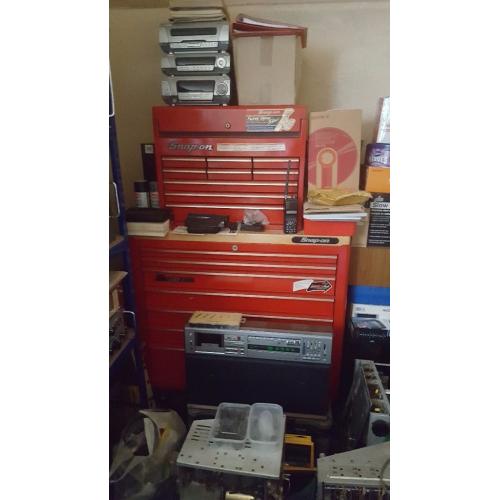 SNAP ON TOOL BOX