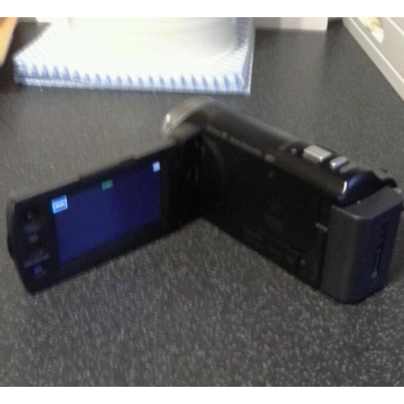 Sony HDR-PJ330 digital handycam camcorder