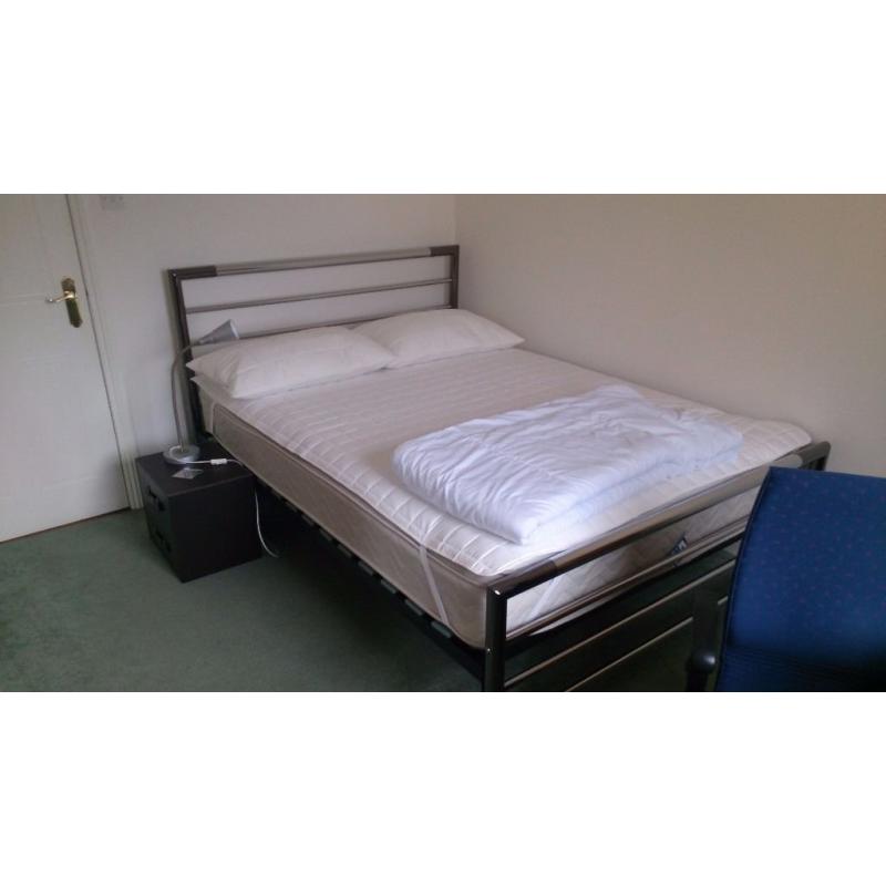 Flatmate wanted - student - near Napier Merchiston Campus
