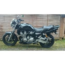 Yamaha xjr1300