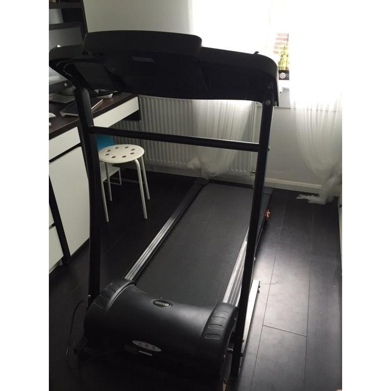 Dynamix motorised treadmill