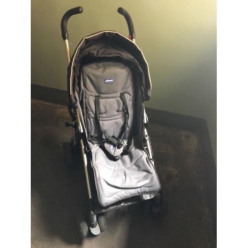 Black Graco stroller in great condition