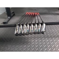 Taylormade Burner 2.0 Irons RH.